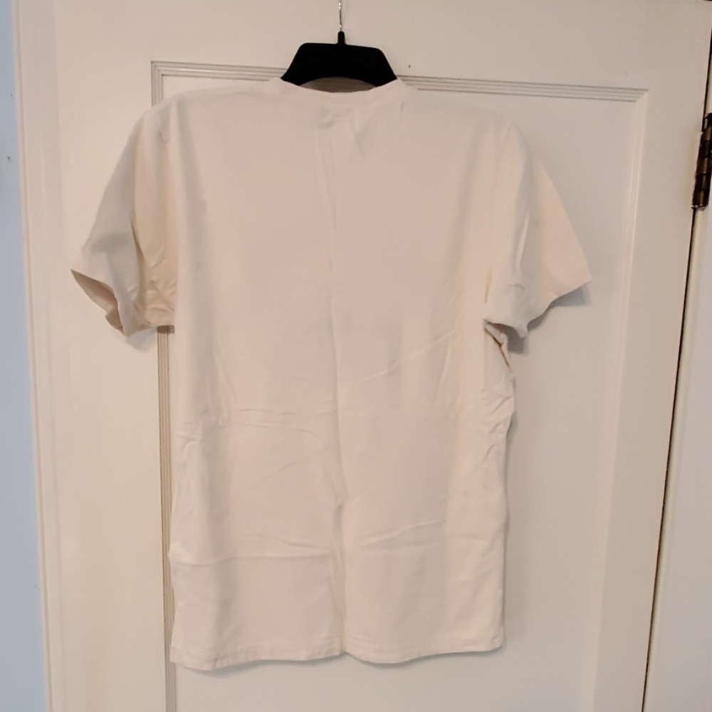 Classic Abercrombie and Fitch Tee - Picture 4 of 5